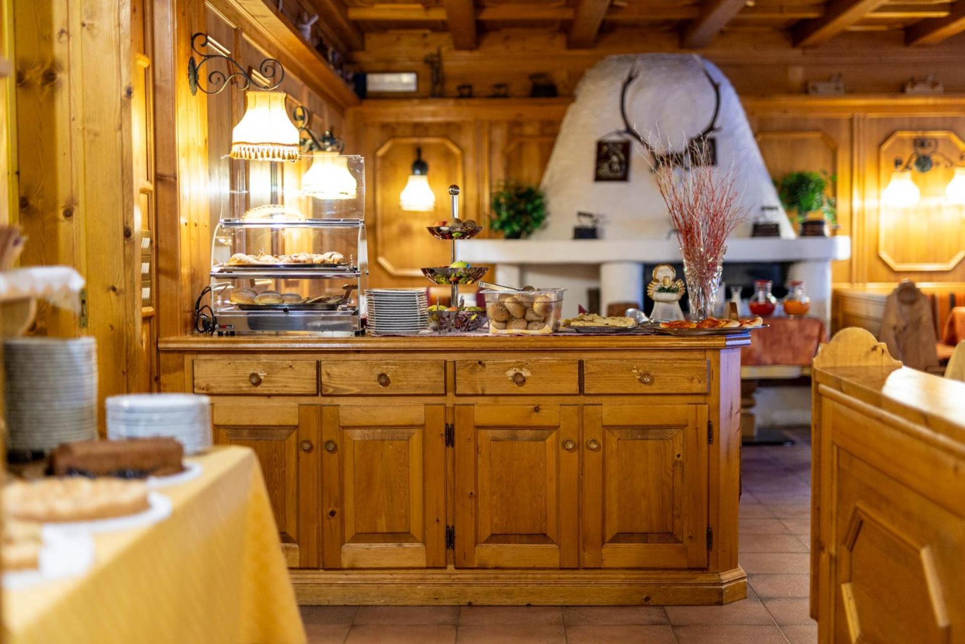 Hotel Il Cardo San Vito di Cadore Exterior foto